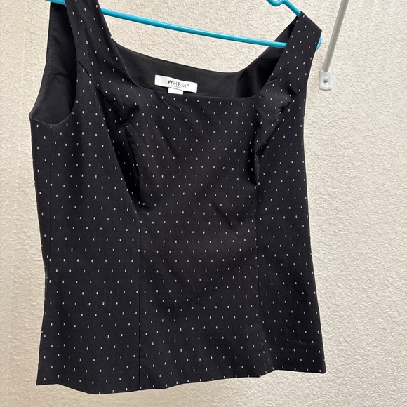 Sleeveless shirt and pant set - Picture 4 of 6